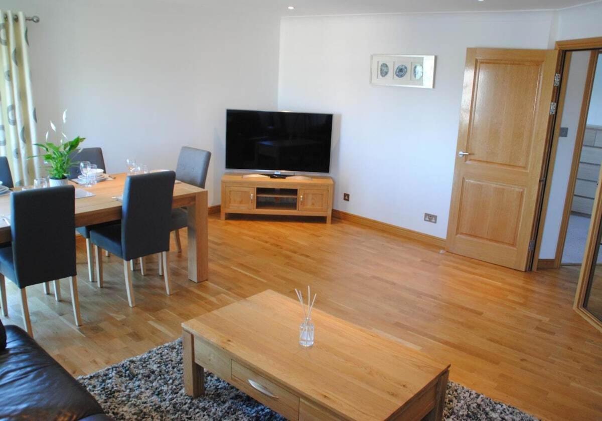 Executive 3 Bed Apartment Aberdeen Exterior photo