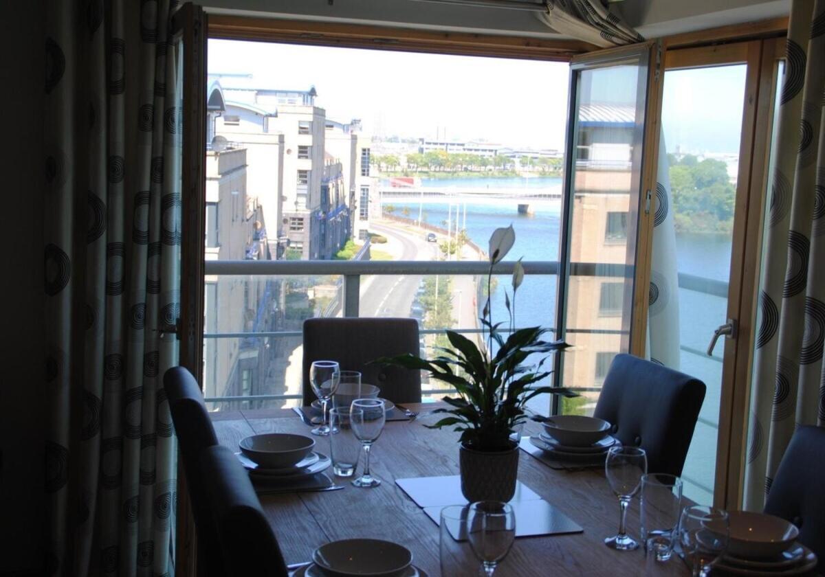 Executive 3 Bed Apartment Aberdeen Exterior photo
